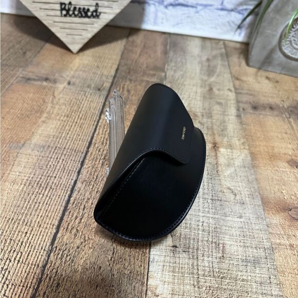 Tom ford sunglasses case, box, dust cloth, card black large